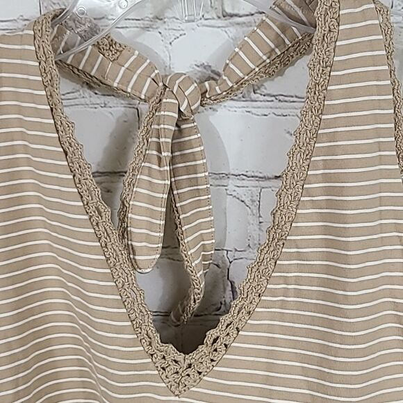 Jones New York Tan Stripe Lace Halter Top Shelf Bra Backless T-Shirt Large- NWOT - Picture 5 of 12